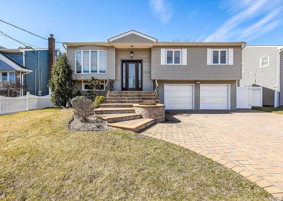 1st image of 3018 Bond Dr