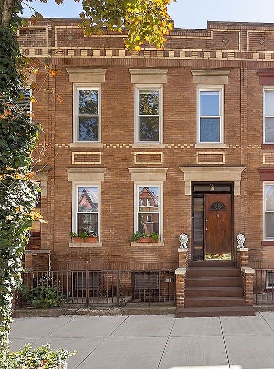1st image of 1882 Hart St