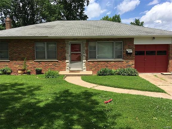 2nd image of 7405 Cheshire Ln