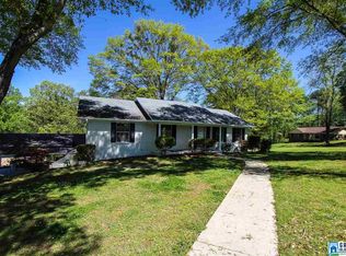 712 Cedarbrook Cir, Birmingham, AL 35214