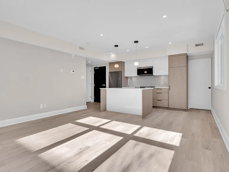 58 Florence St — Photo 32