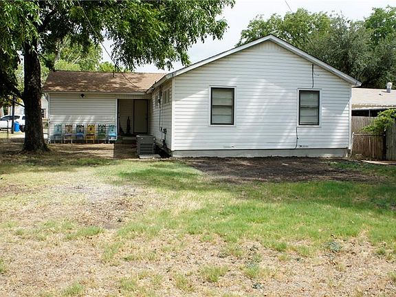 4th image of 4904 Jerri Ln