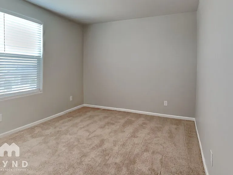 144 W Douglas Ave — Photo 14