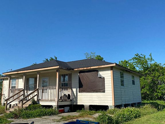 2nd image of 290 2nd St