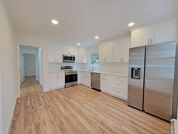5th image of 392 3rd Avenue