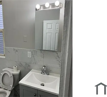 187 Seymour Ave #2 — Photo 8