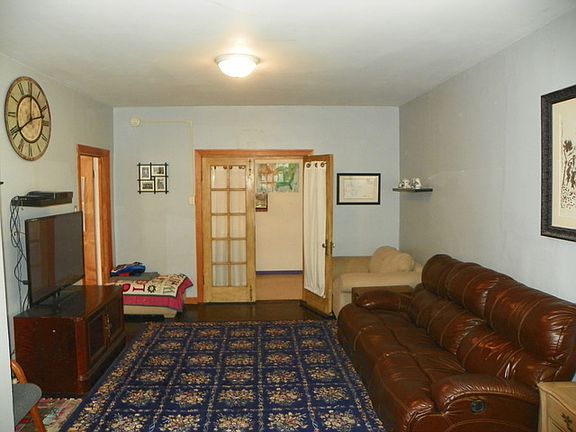 4th image of 2524 N Oak Park Ave