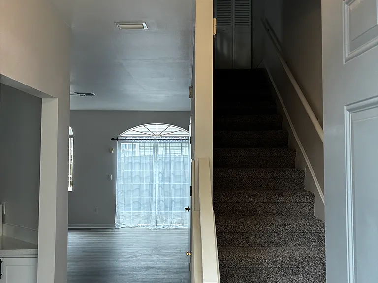 8101 Interbay Blvd — Photo 4