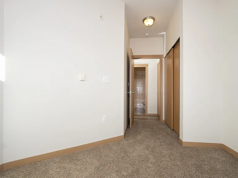 2 Bed 2 Bath Deluxe - 1,006 Sq Ft 2 Bed 2 Bath Deluxe - 1,006 Sq Ft