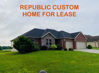 1442 N Opportunity Ave, Republic, MO 65738