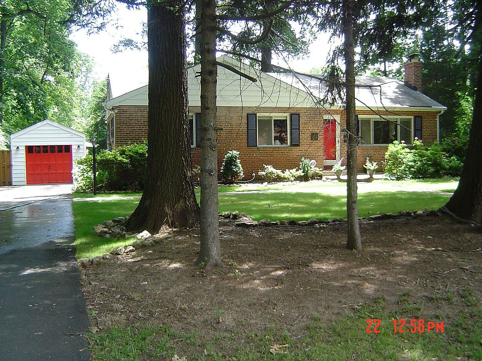 1st image of 2933 Rosemary Ln