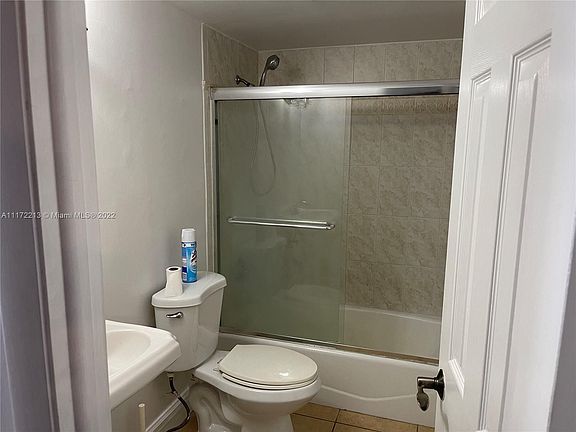 5th image of 15528 Braemar Ct #15528