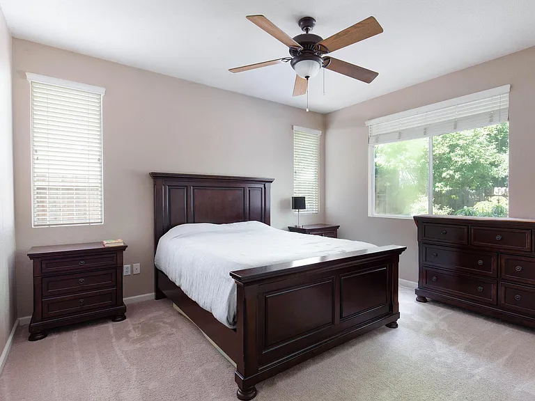 12 Two Rivers Ct — Photo 14