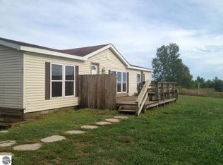 3645 W Center Rd, Kingsley, MI 49649