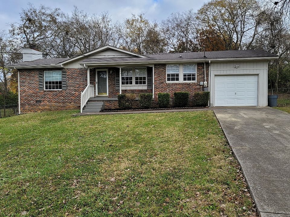 1st image of 144 Robinhood Cir