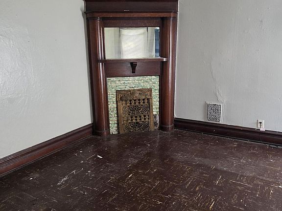 2nd image of 39 Garfield Pl