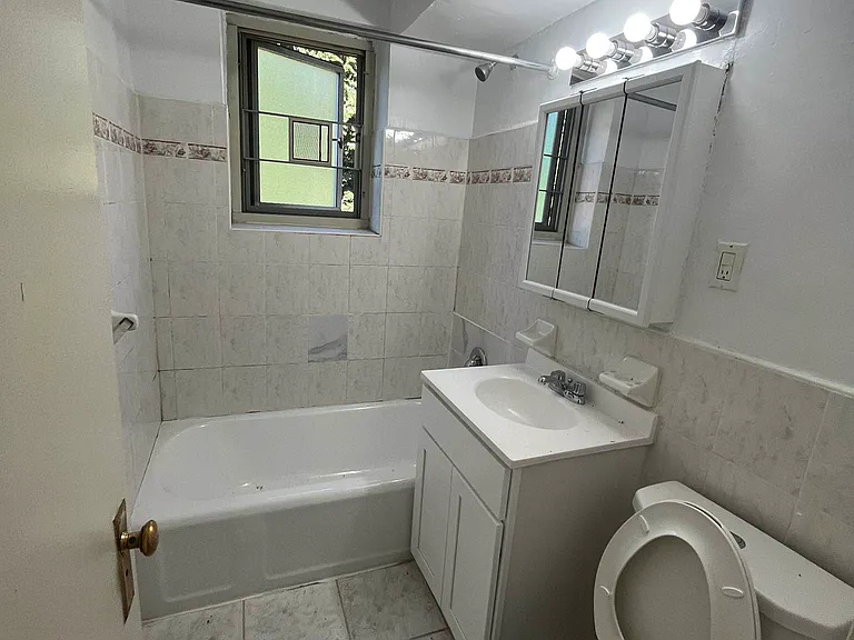 192-45B 71st Cres #2A — Photo 6