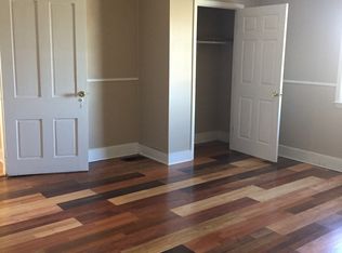 555 Houston Oaks Dr, Paris, KY 40361