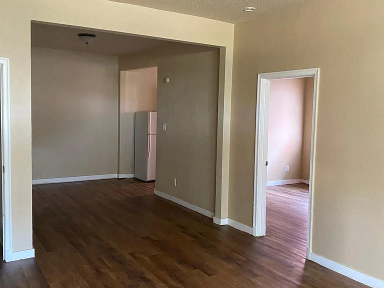 986 Peabody Ave #8 — Photo 5