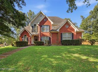 114 Dunton Hill Ln, Clinton, MS 39056
