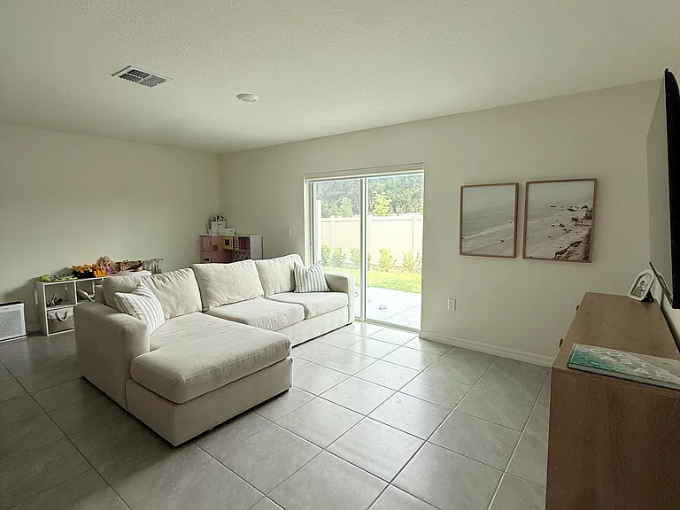 3284 Bertram Rd — Photo 5