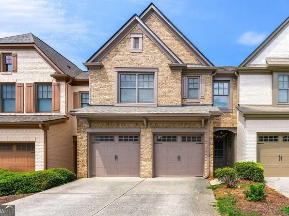 4896 Berkeley Oak Cir, Peachtree Corners, GA 30092