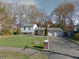 14 Maher Dr, Norwalk, CT 06850