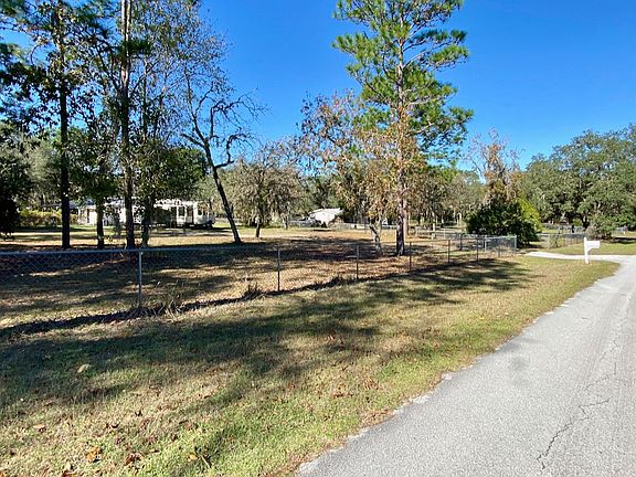 4th image of 3100 N Carolwood Point