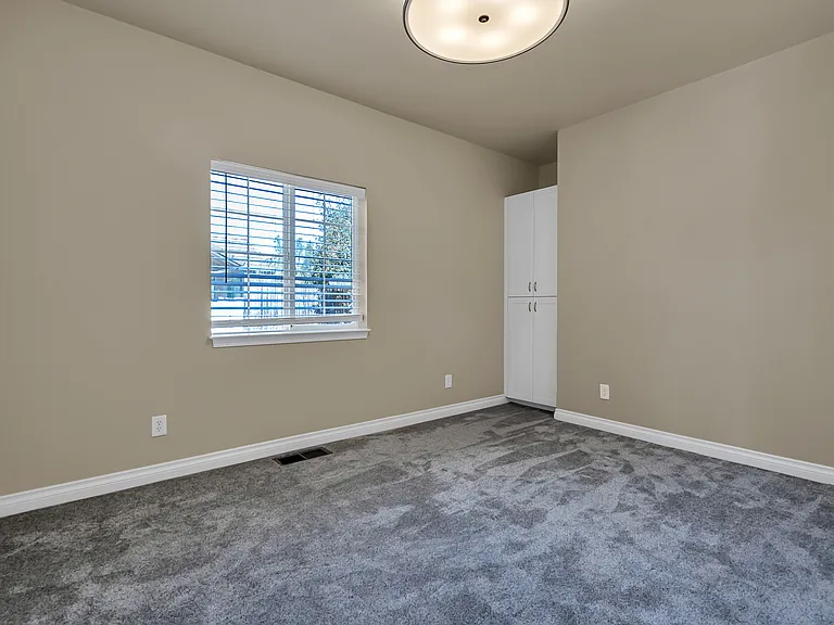 3857 Eagle Pkwy — Photo 8
