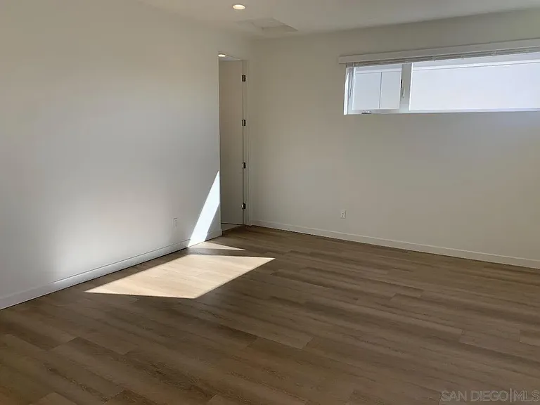 1166 Holly Ave #7 — Photo 7