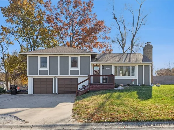 1316 Delaware St, Pleasant Hill, MO 64080