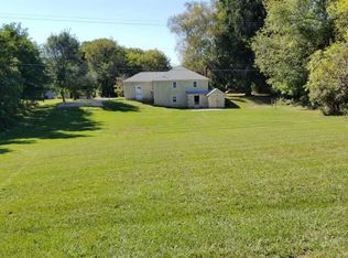 18561 Williamsville Rd, Gregory, MI 48137