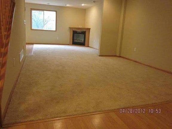 Spacious Family Room