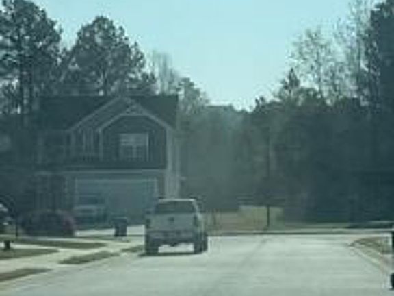 Exterior Neighborhood (street photo)