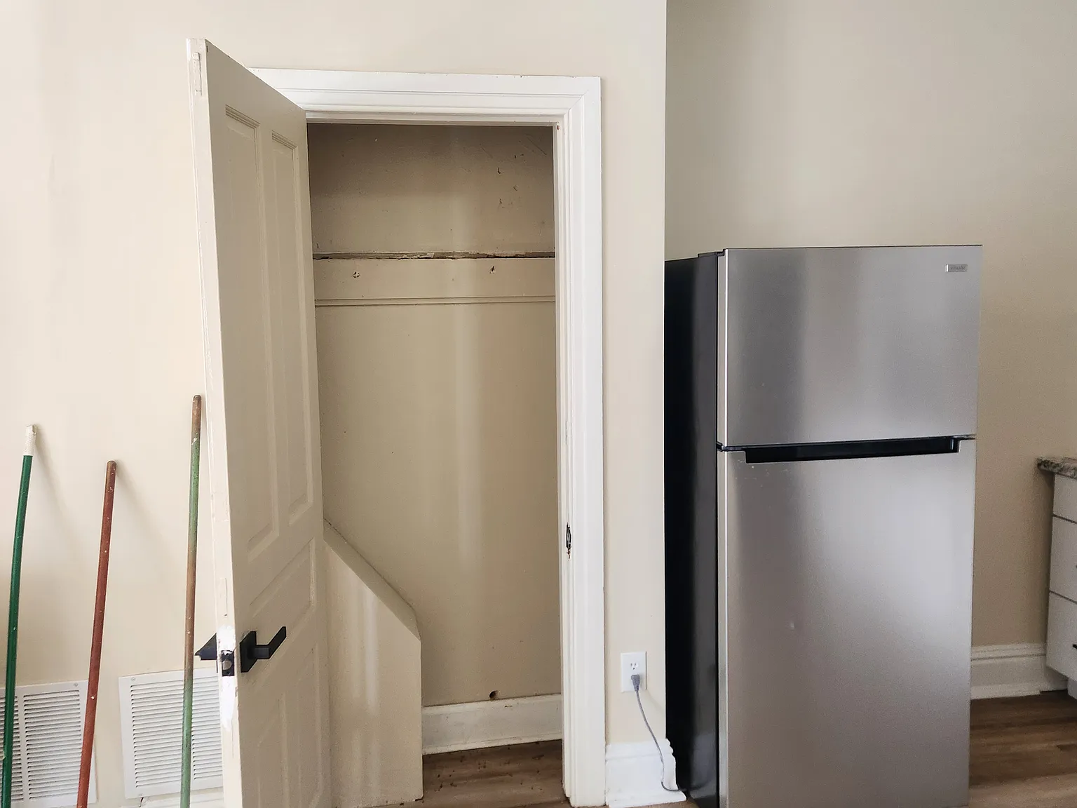 2 bed, $1,425 — Photo 4