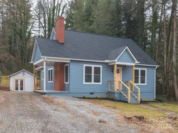 598 East St, Waynesville, NC 28786