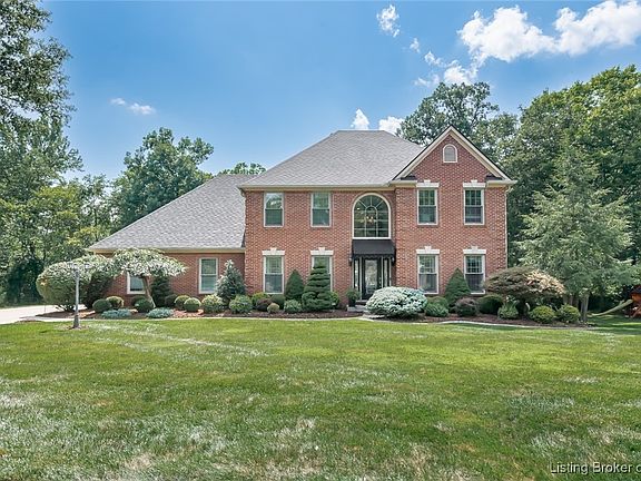 2nd image of 1706 Oak Grove Drive