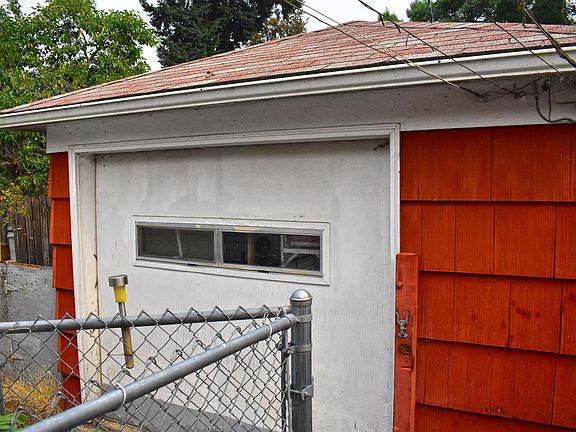 5th image of 1024 Winchester Ave