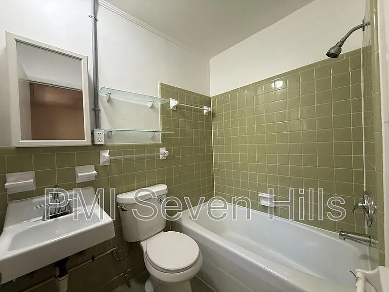 1510 Milton St #2 — Photo 10