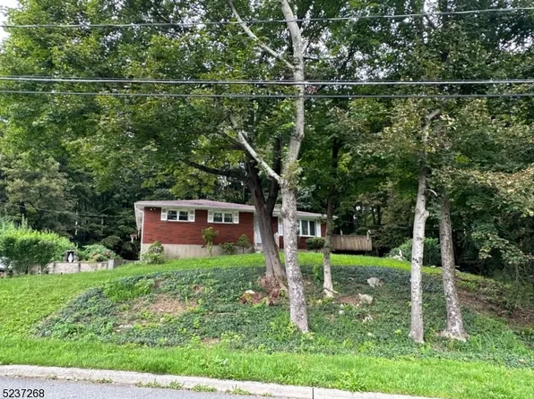 36 Center St, Netcong Boro, NJ 07857