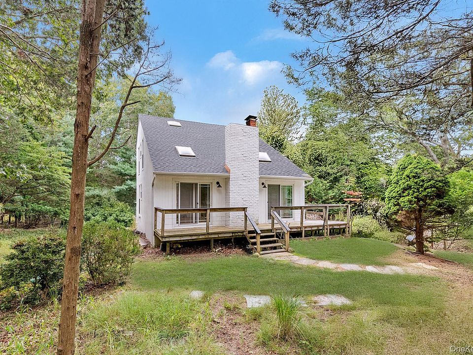 1st image of 18 Norfolk Drive