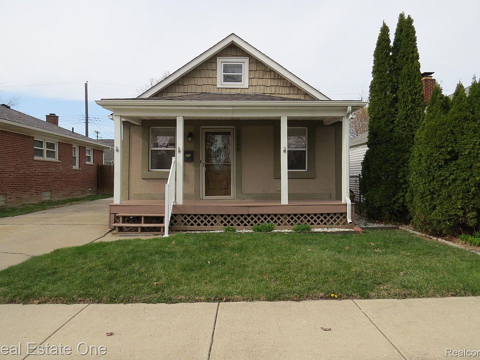 1st image of 1536 Buckingham Ave