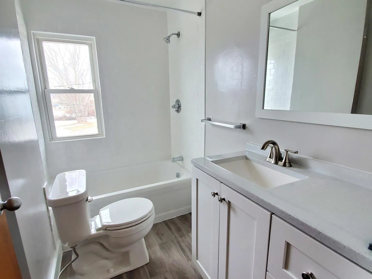 20 Laurel St — Photo 4