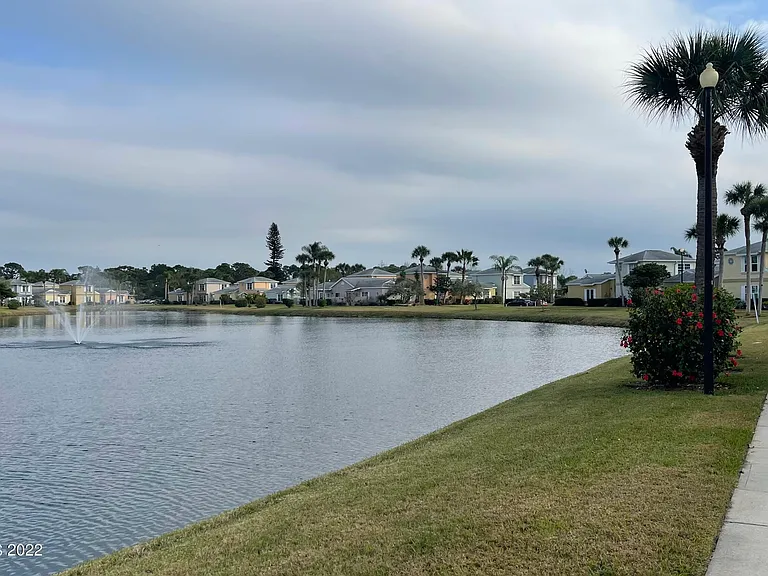 1425 Malibu Cir NE #111 — Photo 55