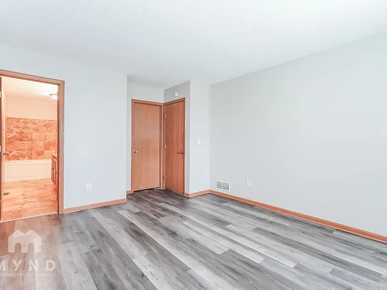 5038 Rolling Rock Ct — Photo 13