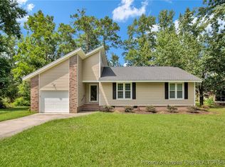 3053 Westminster Rd, Lumberton, NC 28360