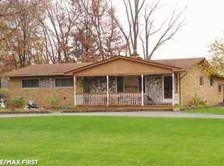 28432 Kingsberry Rd, New Baltimore, MI 48047