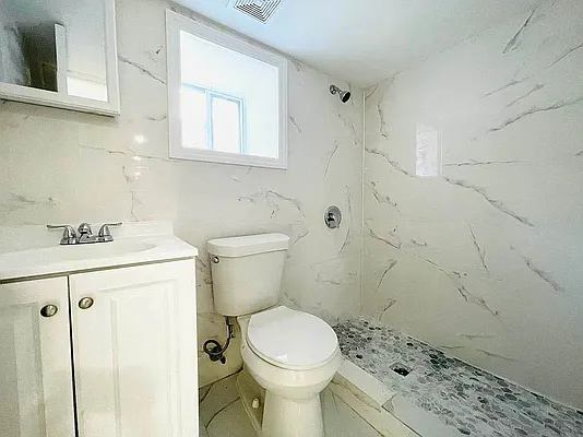 Rented by GROOME REALTY LLC | media 10