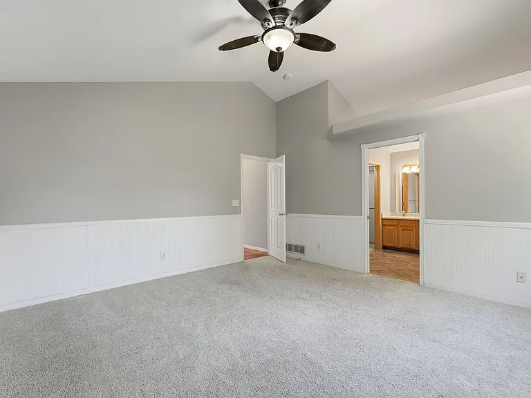 2313 Timber Creek Dr — Photo 21
