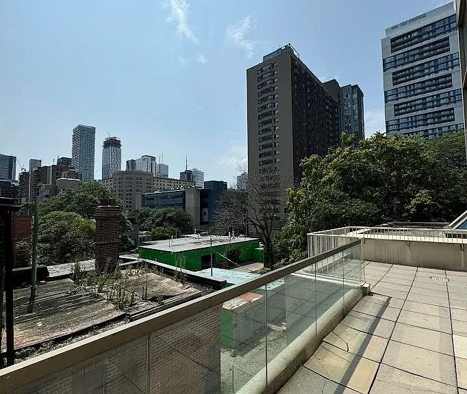 298 Jarvis St #307 — Photo 18